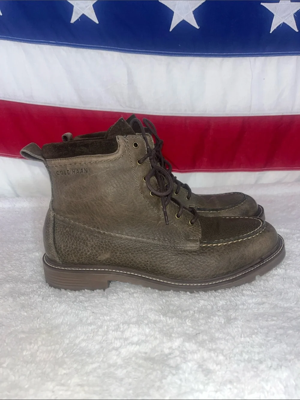 Cole Haan Men's Olive/Tan Leather Chukka Lace-Up Boots